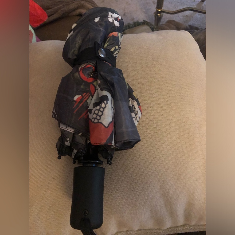 ❤️🎃Ed Hardy “Love Kills Slowly” Folding Umbrella- $35 or $30 w/offer